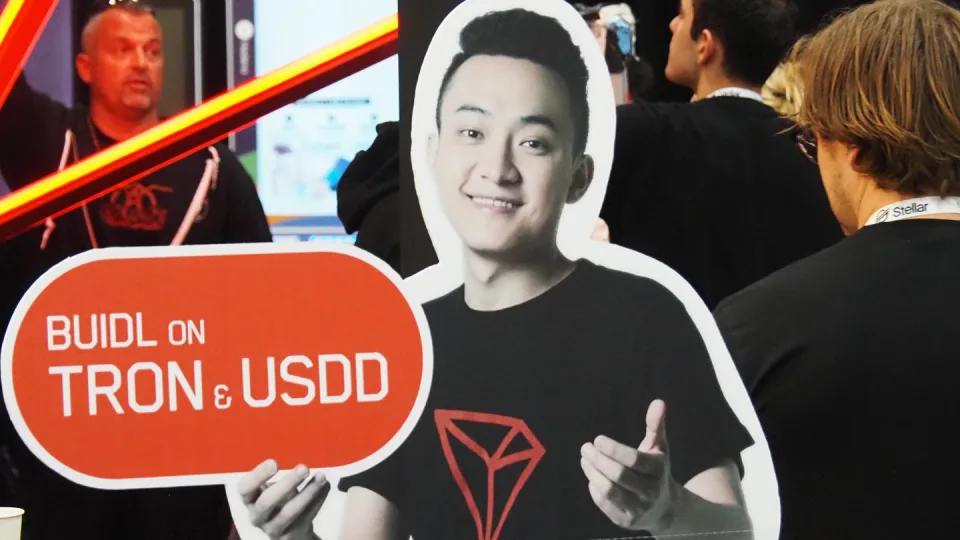 由于孙宇晨的担忧挥之不去，DeFi 借贷巨头 Sky 投票决定出售 Wrapped 比特币