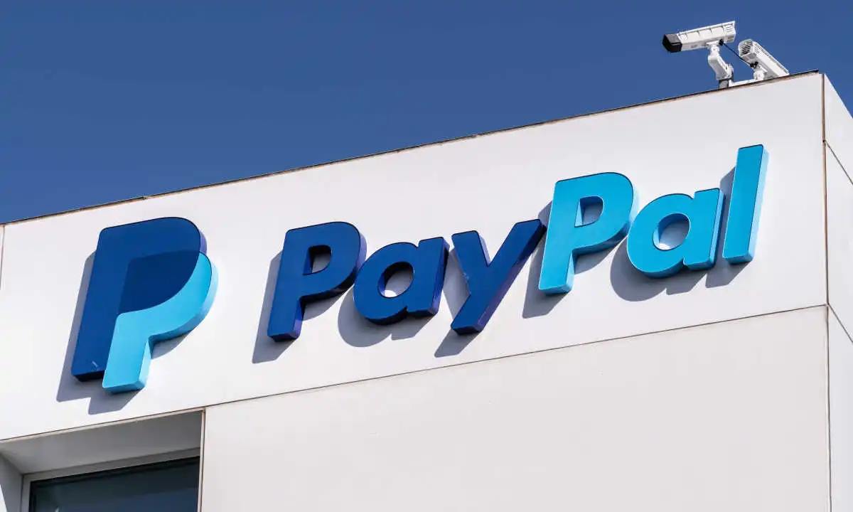 PayPal 允许企业账户购买、持有和出售比特币和加密货币