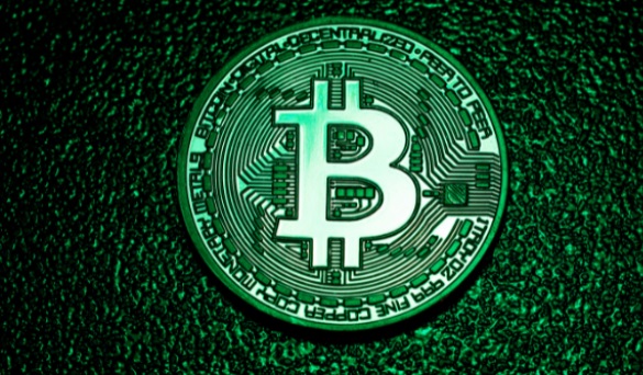 一年后，3 只比特币 ETF 跻身 AUM 前 100 名：“不再是边缘资产”