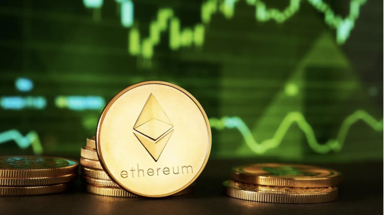 分析师表示，以太坊 (ETH) 即将飙升至 2,500 美元，原因如下！
